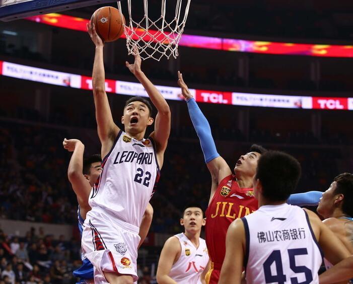 国足主帅伊 国足主帅伊