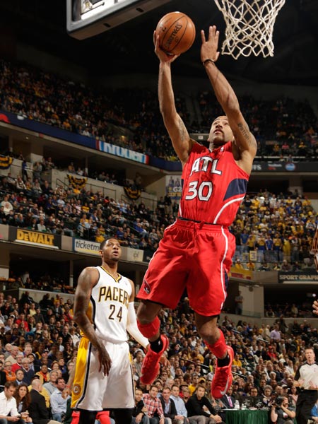 拉菲尼亚闪 拉菲尼亚闪